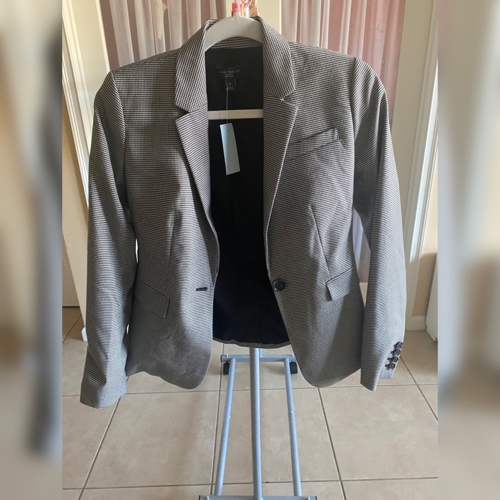 Ann Taylor Blazer